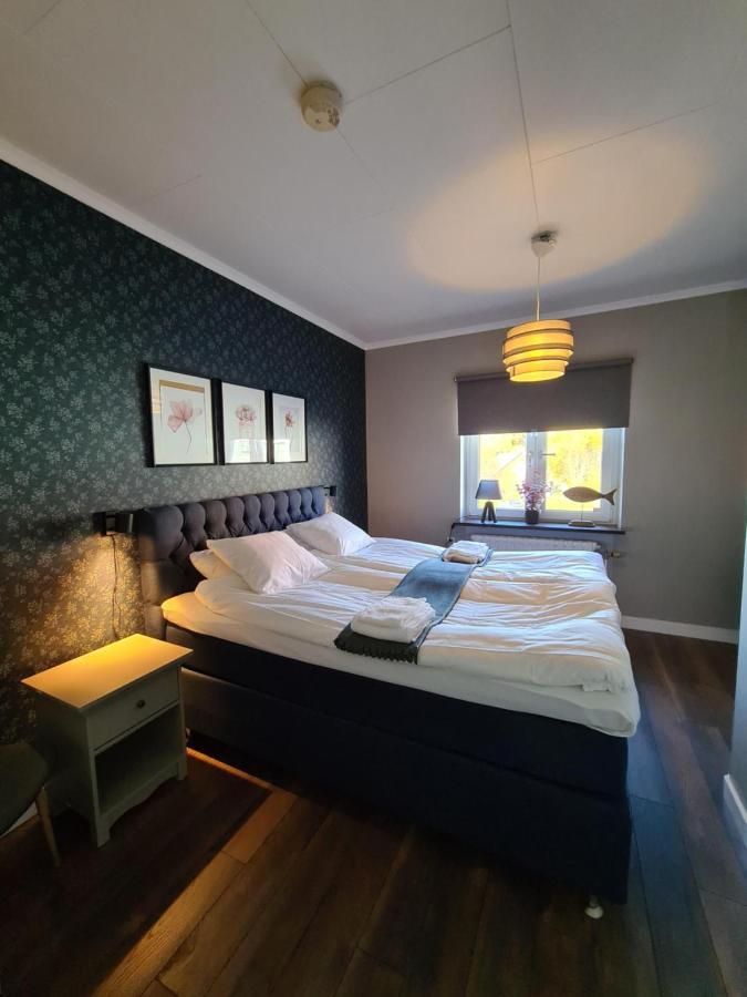 Dala-Jaerna Hotell Och Vandrarhem Eksteriør billede