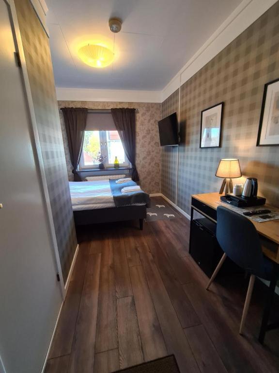 Dala-Jaerna Hotell Och Vandrarhem Eksteriør billede